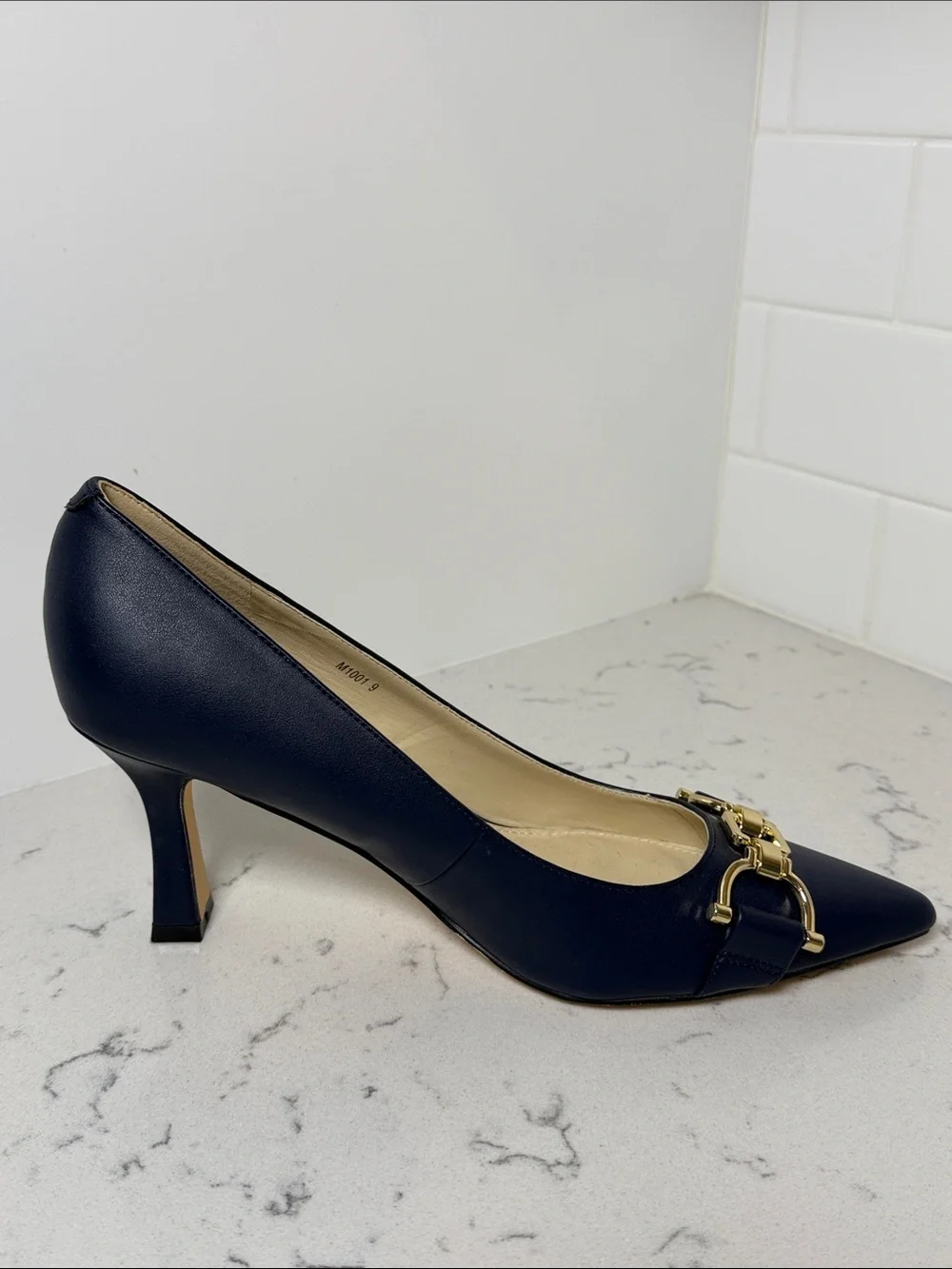 Women's Size 9 Navy Leather Kitten Heels Gold Chain Pointed Toe